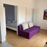 Olea Apartment *